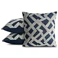 Poszewka na poduszkę 43x43 cm granatowo, kremowa  zdobiona szenilowym geometrycznym wzorem DALIA - kolekcja TOLEDO
