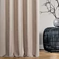Zasłona szyta na taśmie 5 cm jasnobeżowa z miękkiej tkaniny o welurowej strukturze