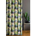 Zasłona szyta na taśmie 5 cm KIMBERLY zielono grafitowa z miękkiej tkaniny typu blackout drukowanej w egzotyczne liście