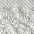 Narzuta welwetowa kremowa 170x210 cm zdobiona pasem róż 3D ROSES Eva Minge