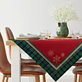 Bieżnik na stół czerwono, zielony 90x90 cm gobelinowy CHERRY z motywem złotych śnieżynek i ozdobną kantą w kratę