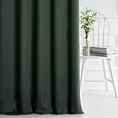 Zasłona szyta na taśmie 5 cm DORA - HIT ciemnozielona z miękkiej tkaniny o welurowej strukturze