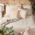 Poszewka na poduszkę 30x50 cm bawełniana zdobiona chwostami na rogach beżowa SEVILLE Terra Collection