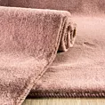 Dywanik dekoracyjny MARCELO  o strukturze miękkiego futerka