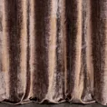 Zasłona szyta na taśmie 5 cm ciemnobeżowo miedziana z welwetowej, miękkiej tkaniny, z połyskującym nadrukiem