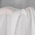 Firana szyta na przelotkach biała z matowej, półprzeźroczystej tkaniny, wykończonej obciążnikiem
