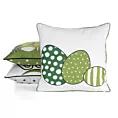 Poszewka na poduszkę 45x45 cm welwetowa biało, zielona z nadrukiem pisanek WIOSNA 3