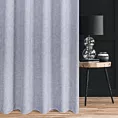 Zasłona szyta na taśmie 5 cm CASSIA popielata z miękkiej tkaniny o regularnym luźnym splocie wykończona obciążnikiem.