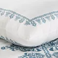 Ekskluzywna pościel 160x200 cm bawełniana kolor biały, ciemnoniebieski z ornamentowym wzorem Reina Line