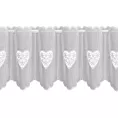 Tkanina firanowa zazdrostka z etaminy zdobiona haftowanymi ażurowymi sercami