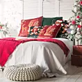 Poszewka na poduszkę 60x60 cm welwetowa, czerwona ze świątecznym motywem pierników GINGER