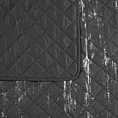 Narzuta grafitowo, srebrna 220x240 cm zdobiona przecieranym wzorem i pikowana metodą hot press BLINK 1 Design 91