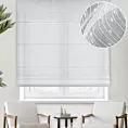 Roleta rzymska NIEVE biała z połyskującej siateczki z efektem deszczyku, z moherową nicią, wykończona obciążnikiem