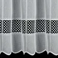 Tkanina firanowa zazdrostka z grubszej etaminy z ażurową aplikacją