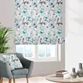 Roleta rzymska NICOLA biało jasnoturkusowa z miękkiej tkaniny o naturalnym splocie w malarski kwiatowy wzór
