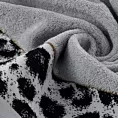 Ręcznik kąpielowy 70x140 cm bawełniany kolor srebrny,czarny z designerską bordiurą 500 g/m2 EVA 22 Eva Minge