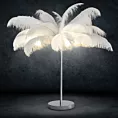Lampa stojąca do salonu srebrno, biała FERI na metalowej podstawie z niezwykle efektownym abażurem z naturalnych strusich piór