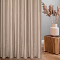 Zasłona szyta na taśmie 5 cm ciemnobeżowa z miękkiej tkaniny welwetowej z efektem kreszowania, wykończona obciążnikiem