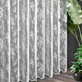 Tkanina firanowa żakardowa o nieregularnym wzorze wykończona połyskiem