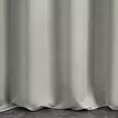 Zasłona szyta na taśmie 5 cm jasnosrebrna z gładkiej tkaniny typu dimout