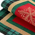 Obrus czerwono, zielony 140x200 cm gobelinowy CHERRY z motywem złotych śnieżynek i ozdobną kantą w kratę