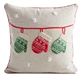 Poszewka na poduszkę świąteczna 45x45 cm o strukturze lnu beżowo, czerwona zdobiona uroczą aplikacją