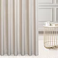 Zasłona szyta na taśmie 5 cm kremowa z tkaniny welwetowej w pionowe prążki, wykończona obciążnikiem
