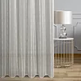 Firana szyta na taśmie 5 cm kremowa z tkaniny w pionowe pasy i efektem deszczyku, wykończona obciążnikiem