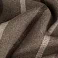 Zasłona szyta na taśmie 5 cm brązowa z tkaniny o jodełkowym splocie z wzorem w pasy