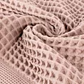 Ręcznik kąpielowy 90x150 cm bawełniany kolor różowy o charakterystycznej gofrowej strukturze 400 g/m2 MELO