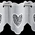 Tkanina firanowa zazdrostka z etaminy zdobiona ażurowym haftem serduszek