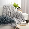 Koc z przyjemnego futerka 130x170 cm srebrny ADORE
