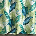 Zasłona szyta na taśmie 5 cm AMIRA biało zielona z miękkiej tkaniny typu blackout drukowanej w egzotyczne liście