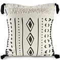 Poszewka na poduszkę 45x45 cm kremowo, stalowa z ozdobnymi pomponami z geometrycznym nadrukiem BOHO
