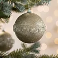 Bombka choinkowa zdobiona drobnymi koralikami