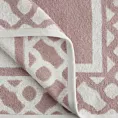 Ręcznik kąpielowy 50x90 cm bawełniany kolor pudrowy zdobiony motywem geometrycznym KALANI