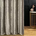 Zasłona szyta na taśmie 5 cm beżowo złocista z miękkiej tkaniny welwetowej z ornamentowym błyszczącym nadrukiem