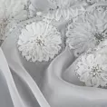 Firana biała z szyfonu zdobiona aplikacją 3D w kwiaty z perełkami 140x270 cm taśma - GISELA