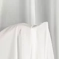 Firana biała z tkaniny szyfonowej zdobiona delikatnymi prążkami 135x250 cm przelotka ROSSI