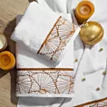 LIMITED COLLECTION ręcznik LUNA 3 z miękkiej bawełny z żakardową bordiurą z motywem liści miłorzębu BLASK BIELI