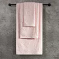 Ręcznik kąpielowy 50x90 cm bawełniany kolor różowy z wytłaczanym wzorem roślinnym 475 g/m2 FLORIA