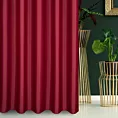 Zasłona szyta na taśmie 5 cm bordowa z gładkiej tkaniny zaciemniającej typu dimout wykończona obciążnikiem