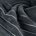 Ręcznik kąpielowy 50x90 cm kolor stalowy zdobiony prążkami z błyszczącej nici 500 g/m2 LUNARI
