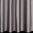 Zasłona szyta na tunelu szarobeżowa z tkaniny o satynowym połysku zaciemniającej w 100%