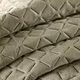 Narzuta welwetowa ciemnobeżowa 170x210 cm pikowana w geometryczny wzór metodą hot press DIMON