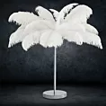 Lampa stojąca do salonu srebrno, biała FERI na metalowej podstawie z niezwykle efektownym abażurem z naturalnych strusich piór