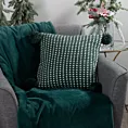 Poszewka na poduszkę 45x45 cm świąteczna zielono biała o plecionej strukturze z pomponami
