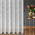 Firana szyta na taśmie 5 cm biało srebrna z tkaniny typu ADEN z efektem deszczyku, zdobionej niereguralnym srebrnym nadrukiem, wykończona obciążnikiem