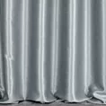 Zasłona szyta na tunelu srebrna z błyszczącej tkaniny zaciemniającej