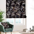 Roleta rzymska czarna z miękkiej, welwetowej tkaniny, z nadrukowanym dużym wzorem kwiatowym